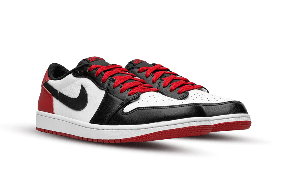 Jordan 1 Retro Low OG Black Toe