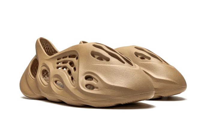 Adidas Yeezy Foam RNNR Ochre