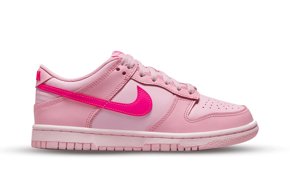 Nike Dunk Low Triple Pink