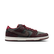 Nike SB Dunk Low Riot Skateshop