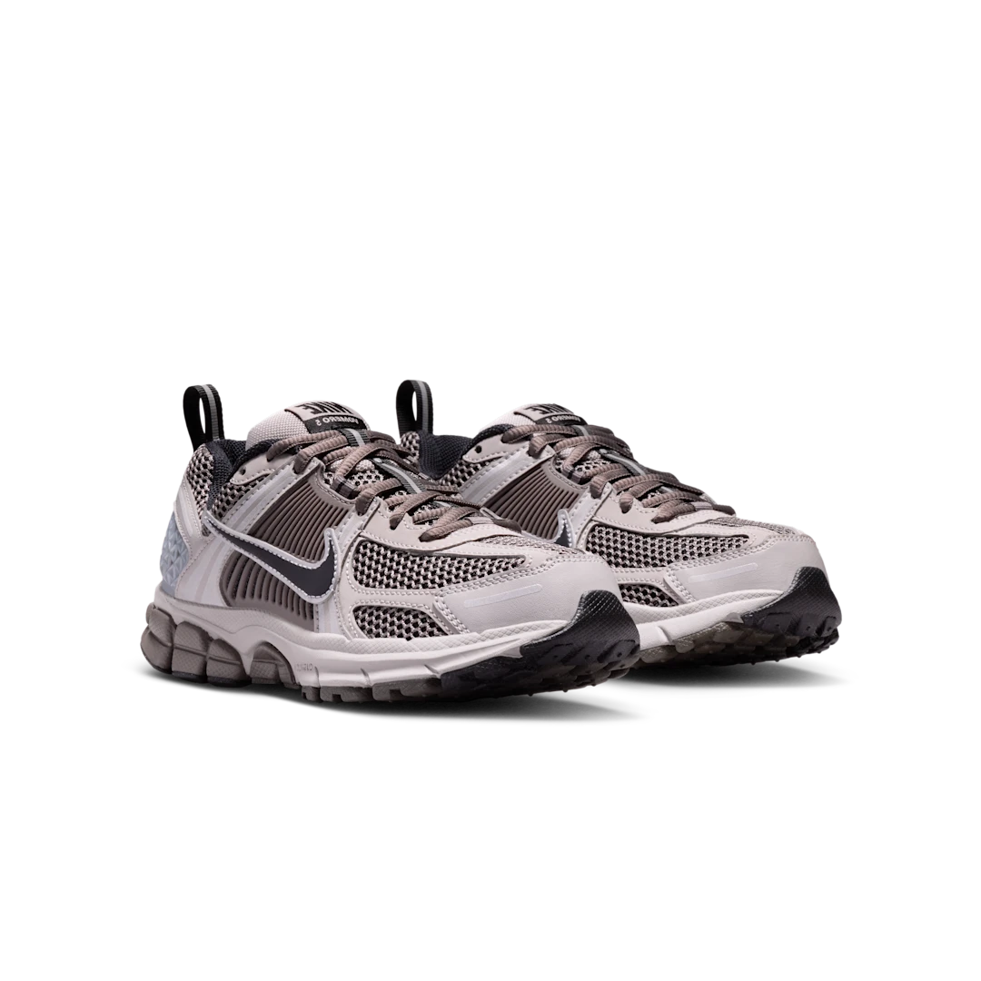 Nike Zoom Vomero 5 College Grey Black-Cave Stone