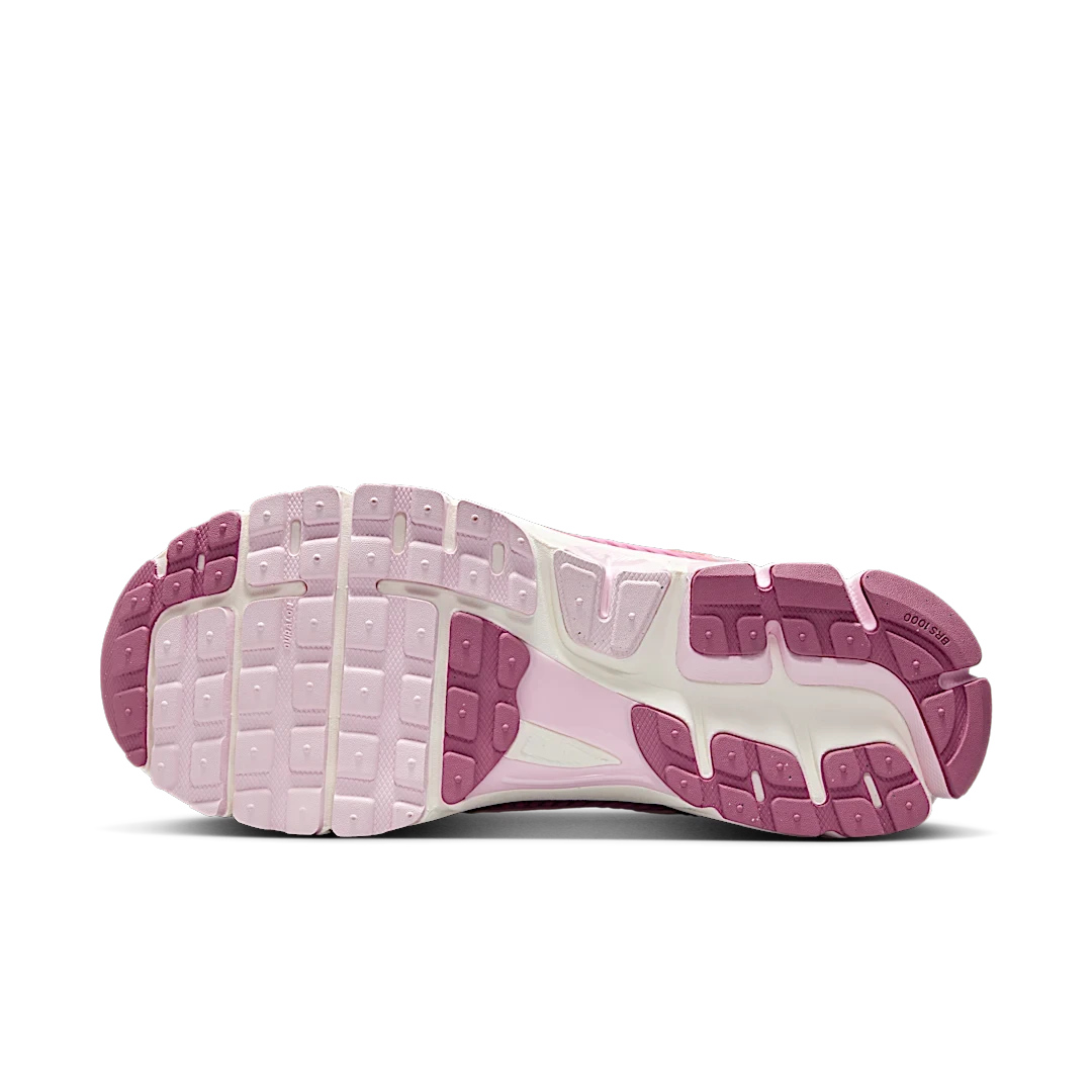 Nike Zoom Vomero 5 Elemental Pink