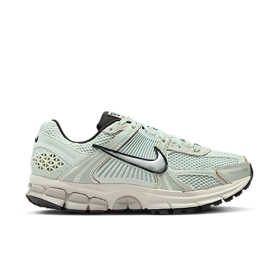 Nike Zoom Vomero 5 Light Silver Chrome