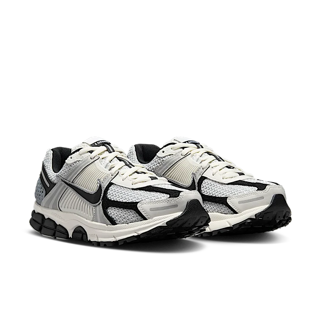 Nike Zoom Vomero 5 Photon Dust Black