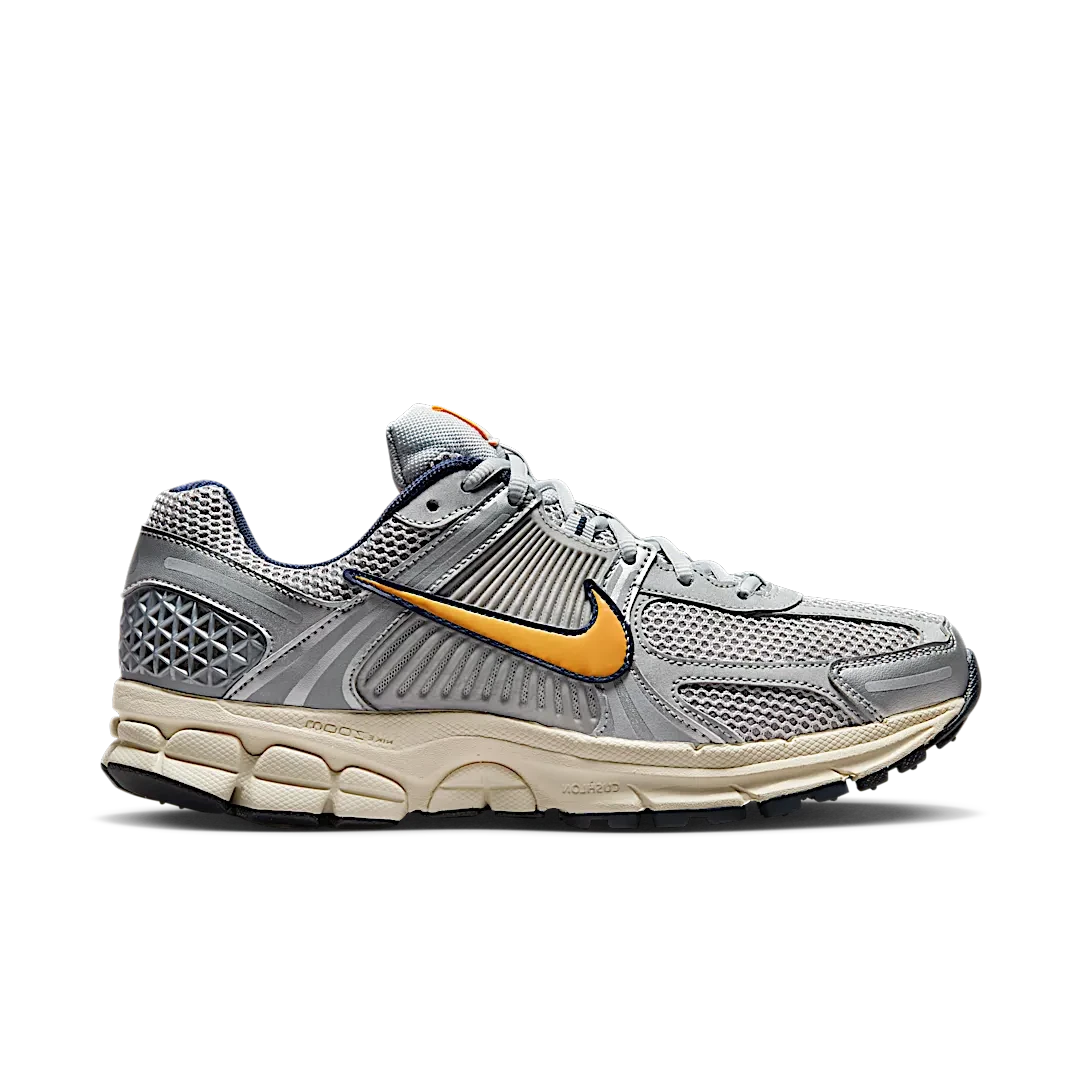 Nike Zoom Vomero 5 Pure Platinum Laser Orange