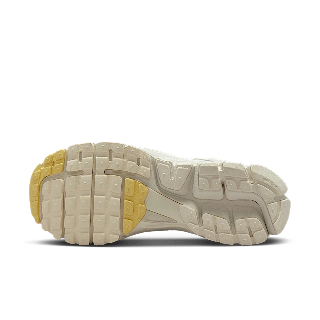 Nike Zoom Vomero 5 Sail Soft Yellow