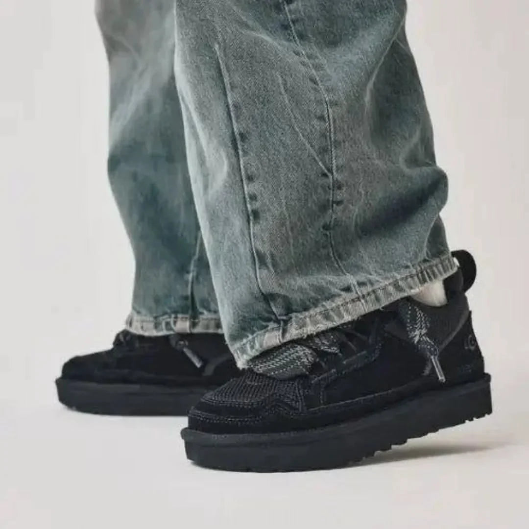 UGG Lowmel Black
