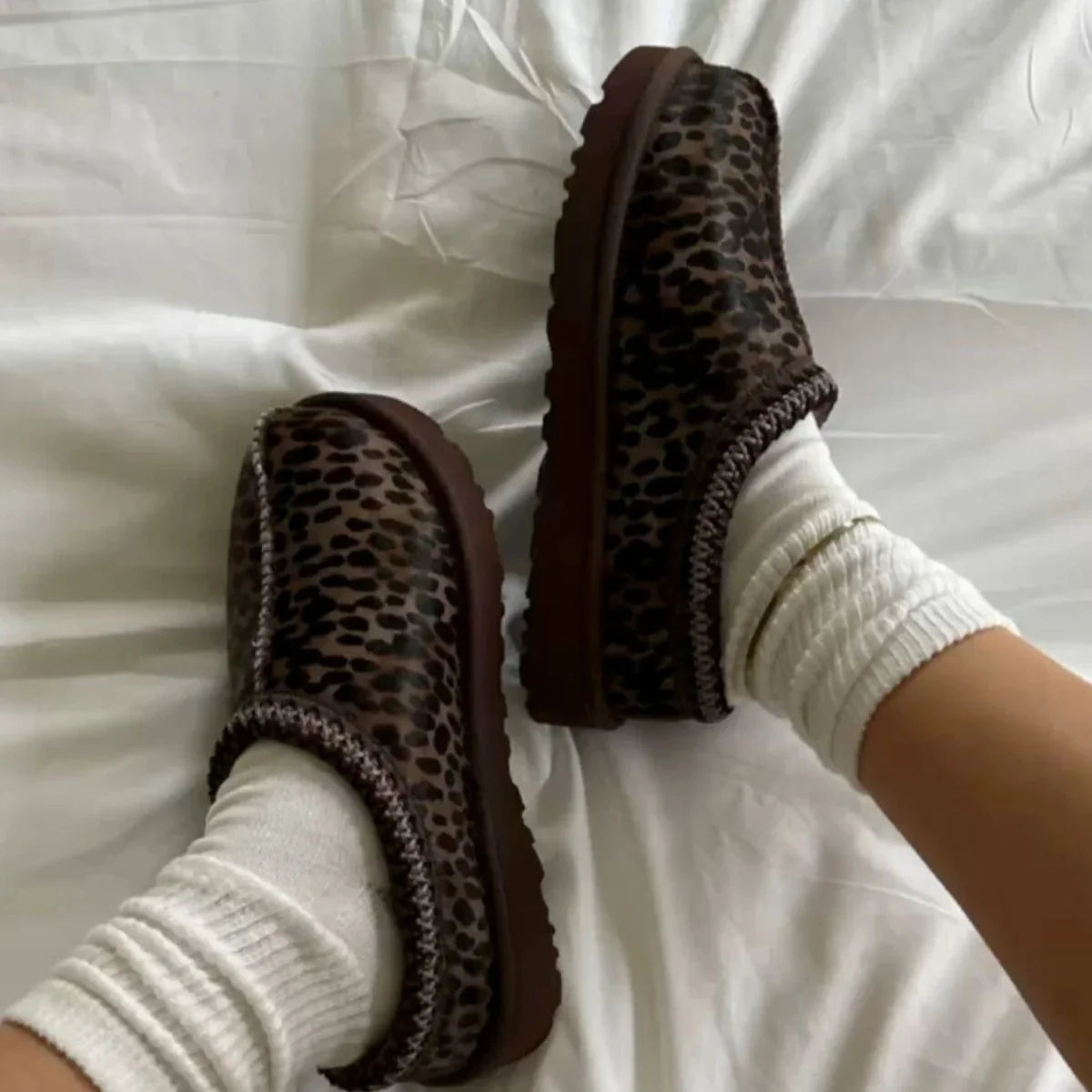 UGG Tasman Slipper Caspian Burnt Cedar