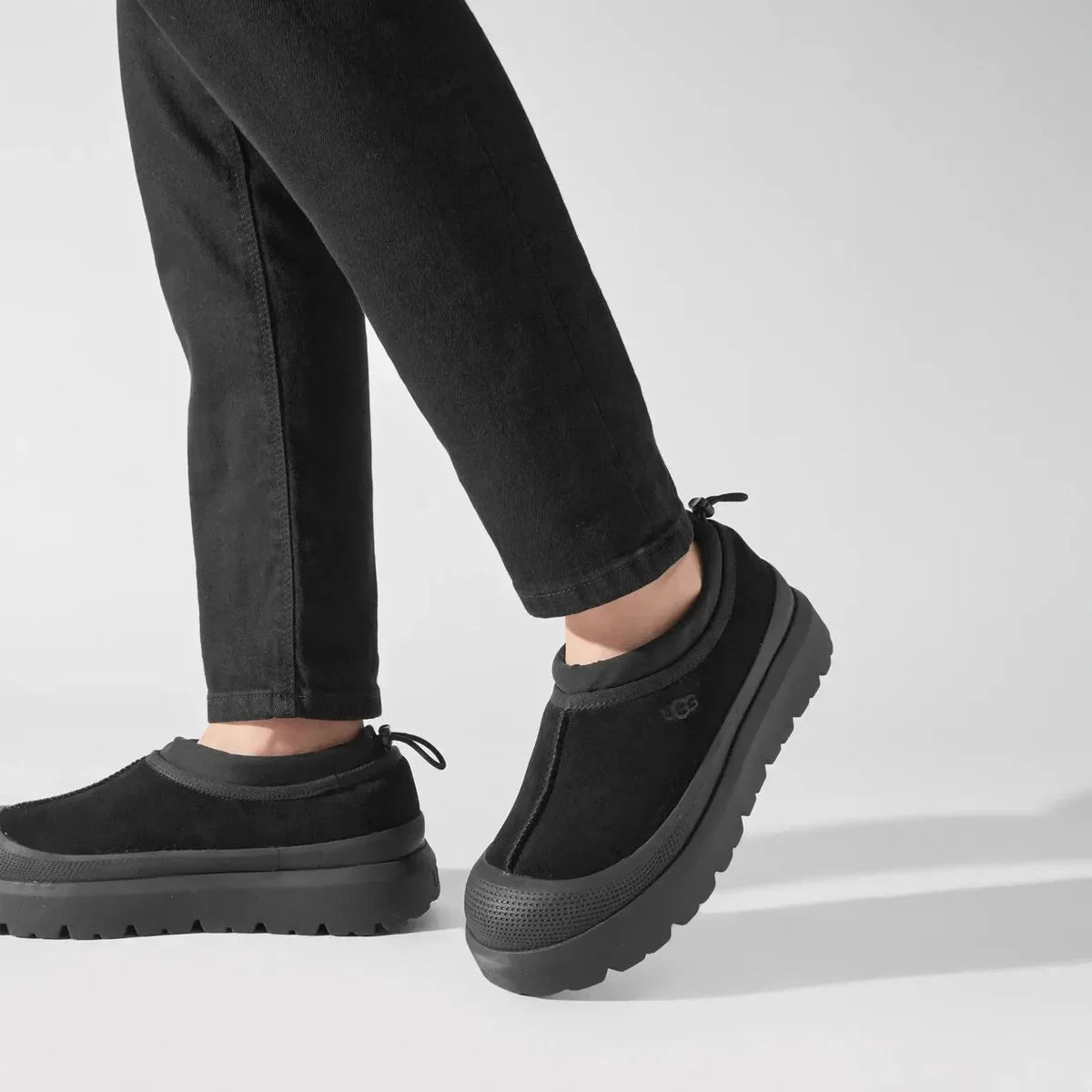 UGG Tasman Weather Hybrid Slipper Black