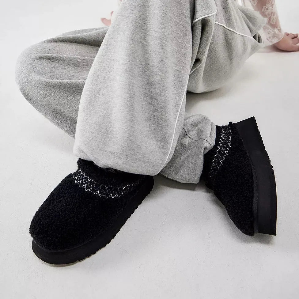 UGG Tazz Slipper Heritage Braid Black